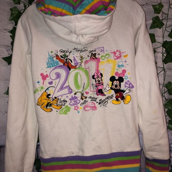 Disney 2011 zip up - Picture 3 of 6